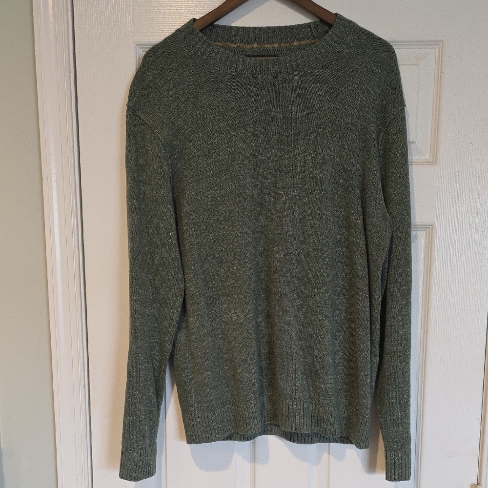 Banana Republic Green Crewneck Sweater with Relaxed Fit